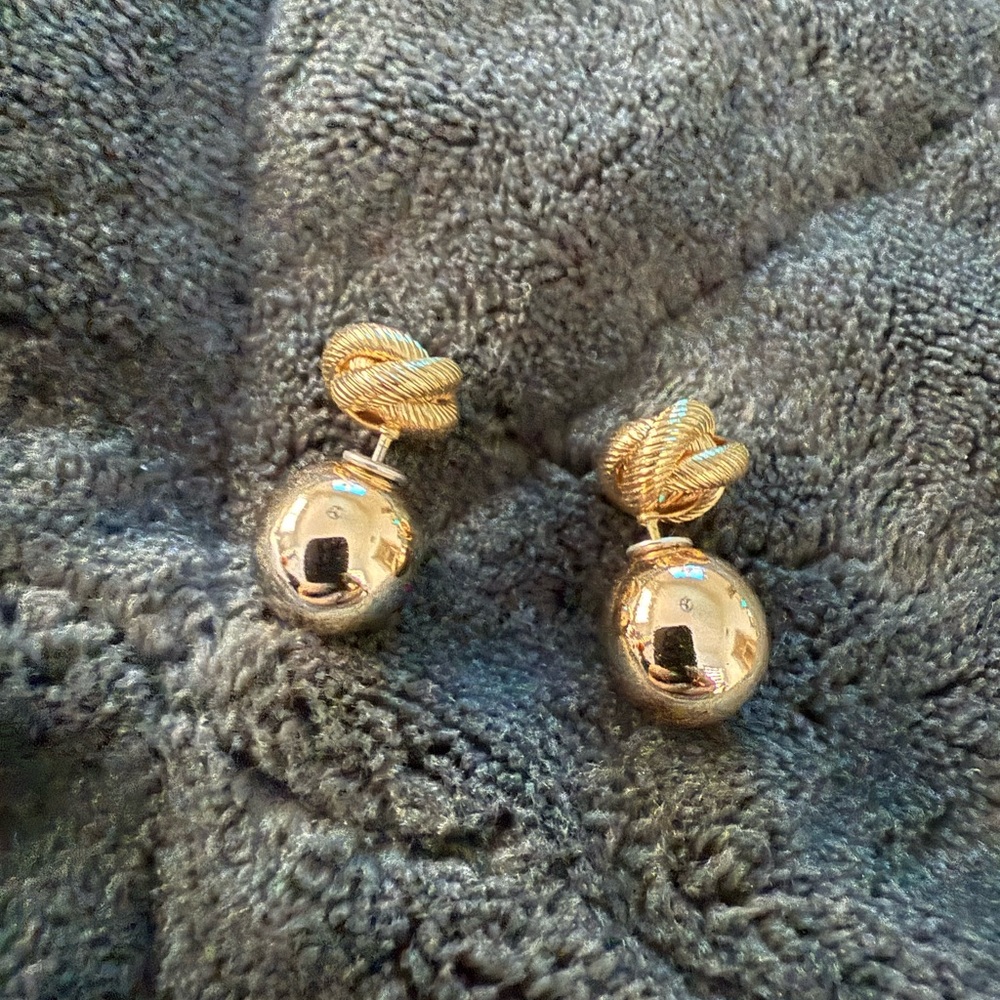 Gold Ball Knot Earrings